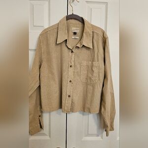 Universal Thread Cropped XL Button Down Top. Women's 8-10 Tan.